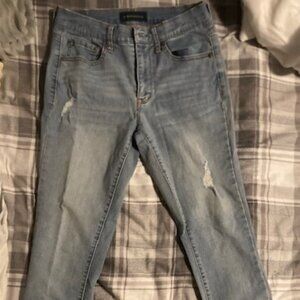 Aeropostale slightly distressed Jeans size 4 short Womens